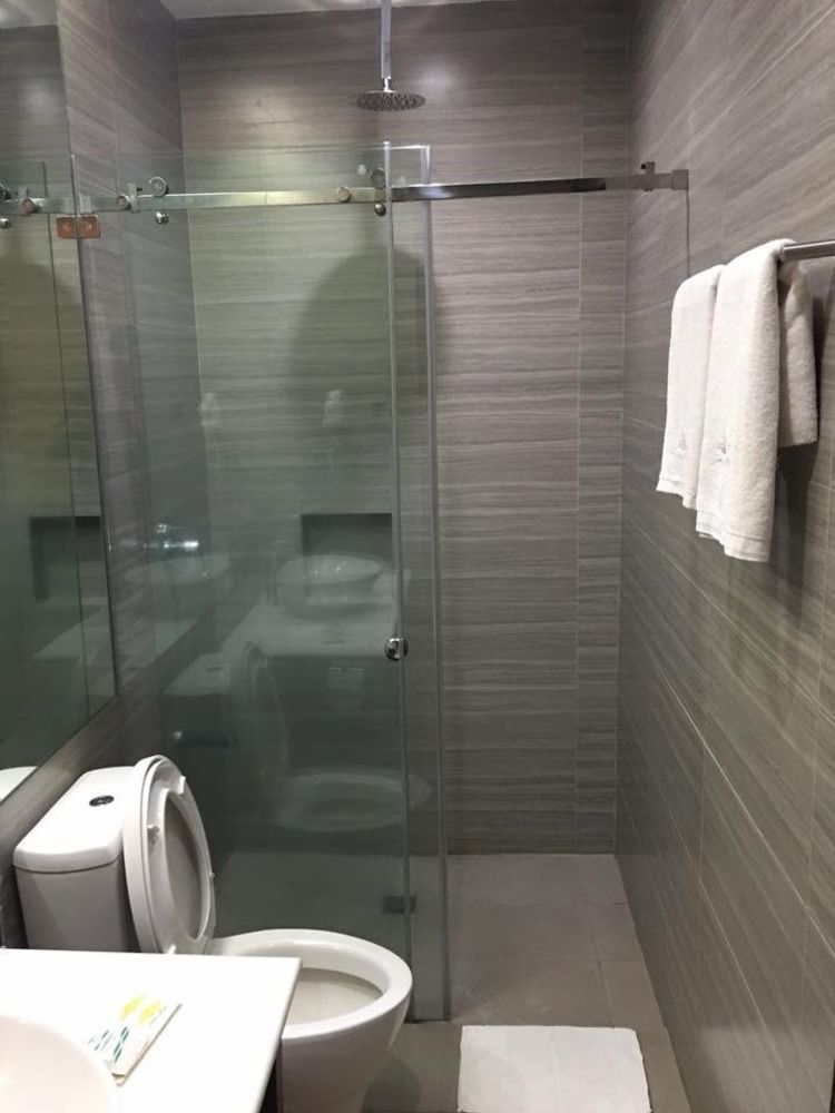 Lenox Hotel Dagupan City Ngoại thất bức ảnh